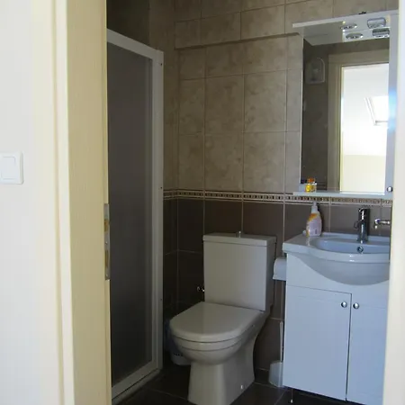 Derin & Naz Oda ve Kahvaltı