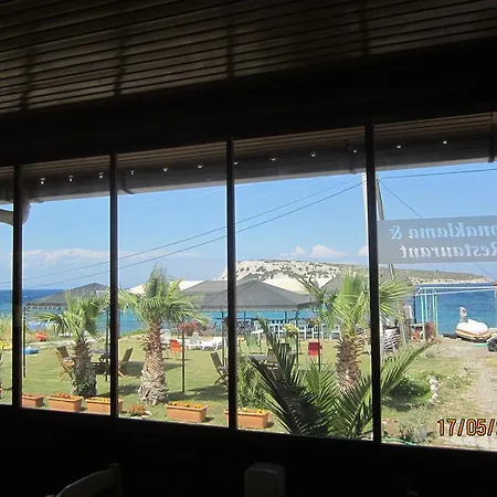 Bed & Breakfast Derin & Naz *