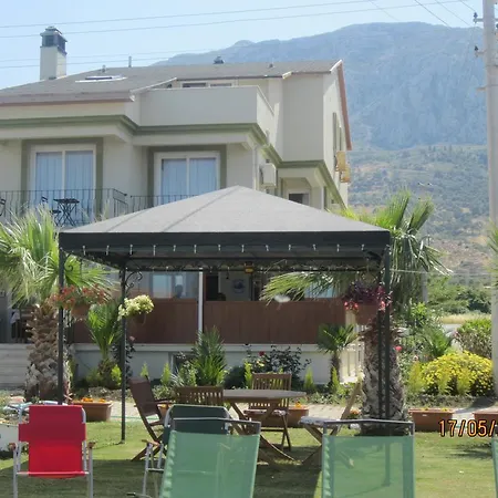 Bed & Breakfast Derin & Naz Karaburun (Izmir)