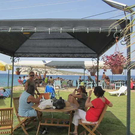 Derin & Naz Карабурун