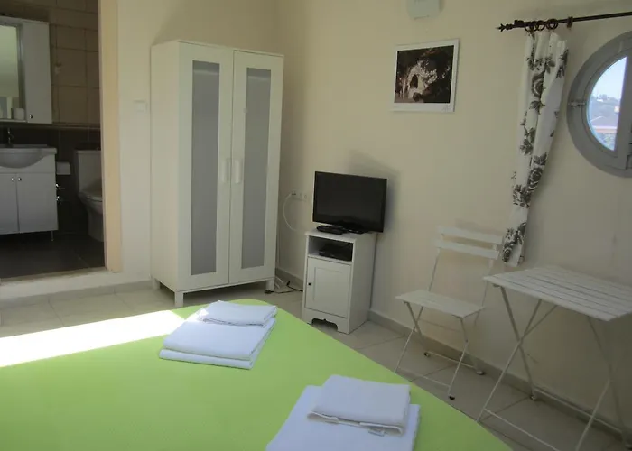 Derin & Naz Karaburun (Izmir)